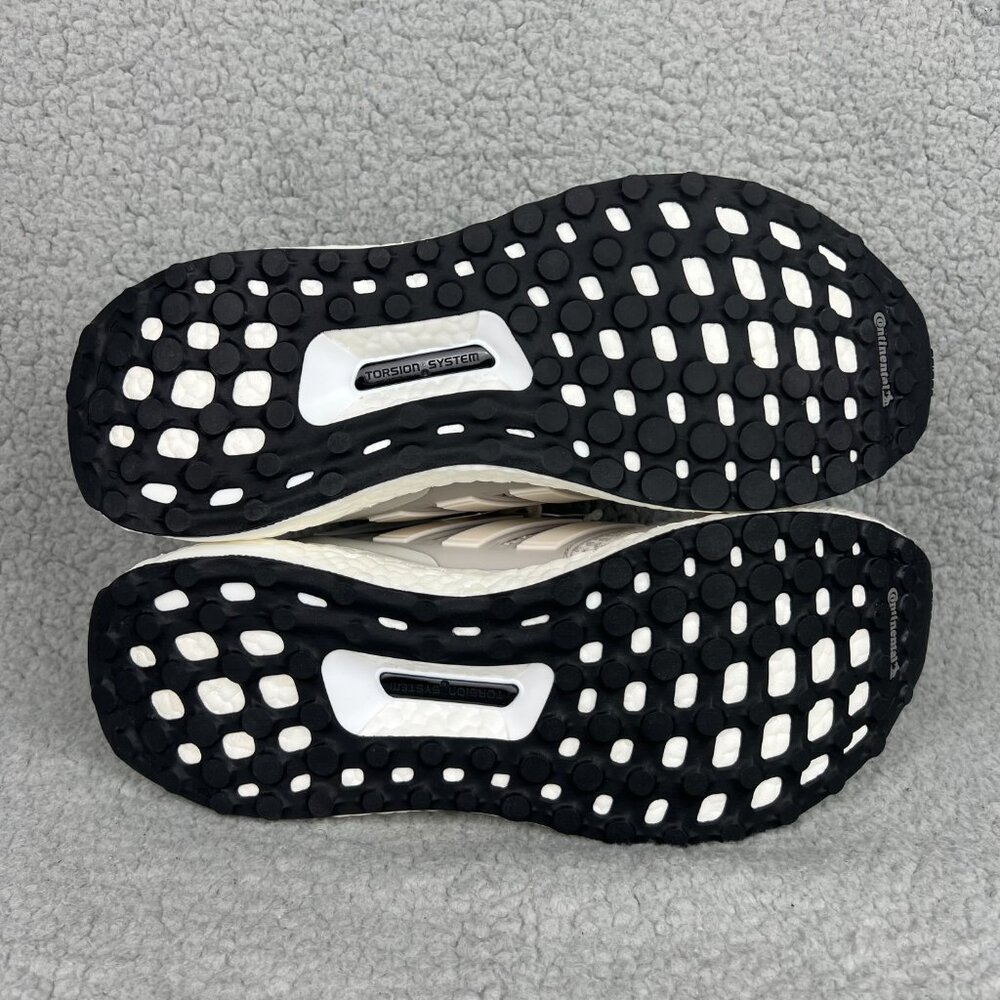 Adidas UltraBoost 1.0 Mens 9 Shoes White Cream Chalk Boost Retro LTD 2018 1 - Picture 7 of 11